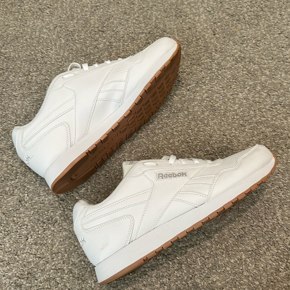 Reebok ortholite Size 9 white Reebok shoes